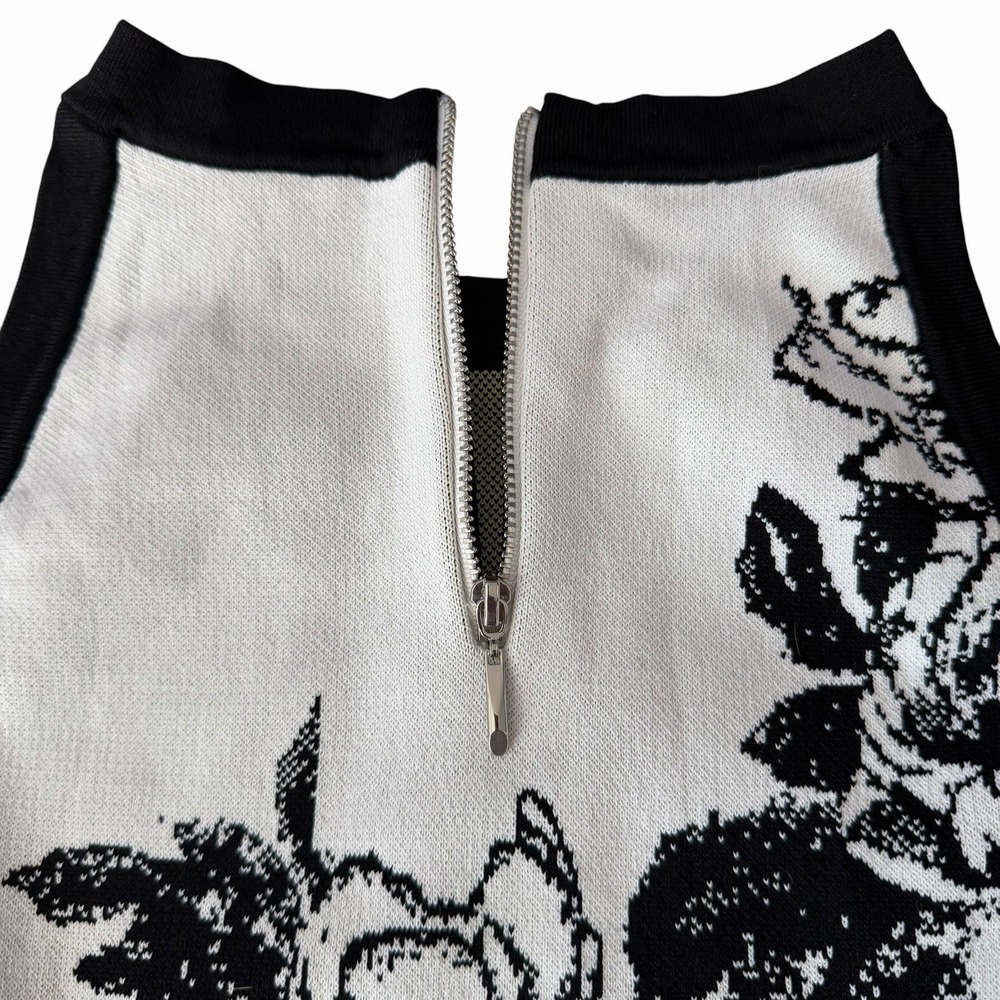 White House Black Market Floral Halter Top L •Zip Back Botanical Monochrome WHBM - Picture 6 of 11